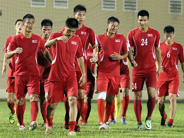 Bóng đá - Đội bóng "bí ẩn" Triều Tiên: 22 cầu thủ &amp; 1 nụ cười ở TP.HCM