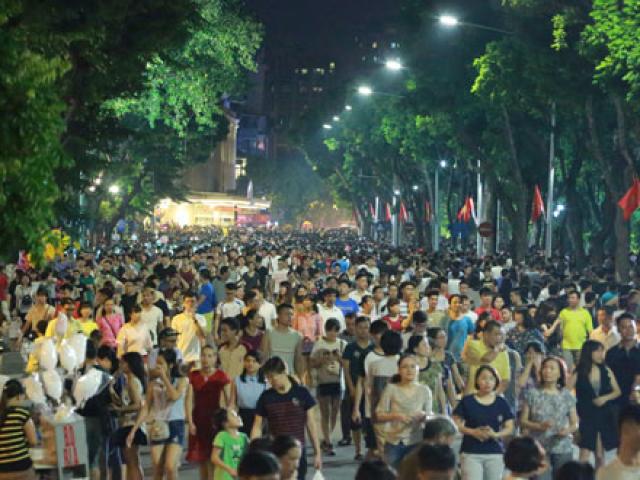 Tin tức trong ngày - Hà Nội chưa đồng ý mở thêm 9 tuyến phố đi bộ