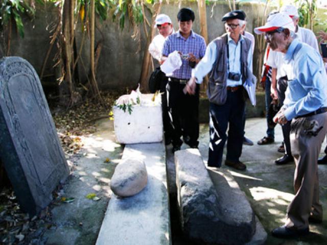 Khai quật thăm dò dấu vết mộ vua Quang Trung