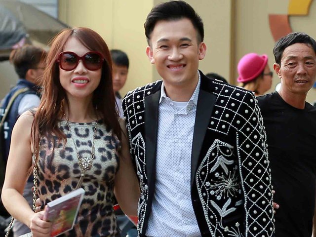 Ca nhạc - MTV - Em gái sành điệu nhất của Hoài Linh bất ngờ về nước
