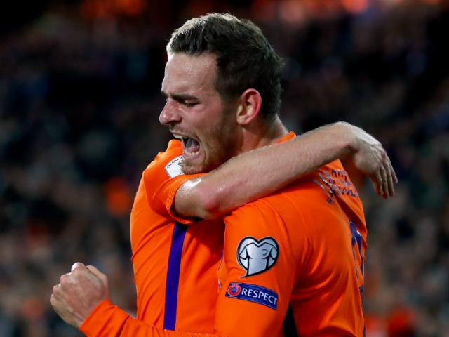 Bóng đá - Hà Lan - Belarus: Bước đi vững chắc