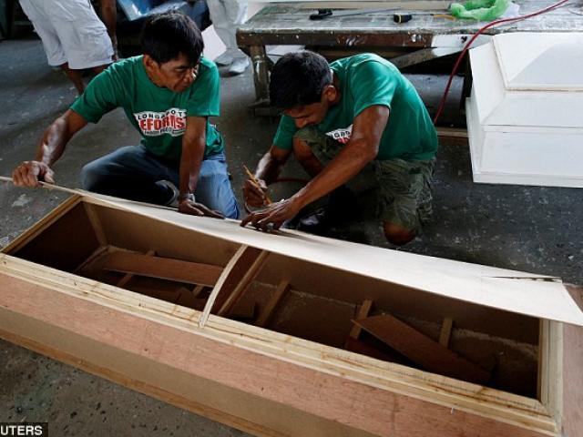 Tội phạm ma túy Philippines đóng quan tài để thoát án tử