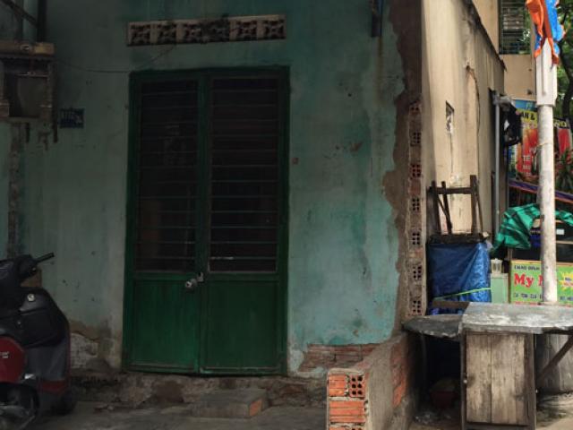 Pháp luật - Chồng cầm dao cứa cổ vợ rồi tự sát bất thành