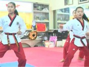 Thể thao - 3 cô bé taekwondo Việt khóc òa khi vô địch thế giới