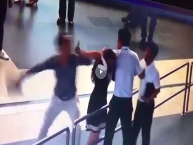 Tin tức trong ngày - Người đánh nữ nhân viên hàng không: "Tôi không làm gì sai"