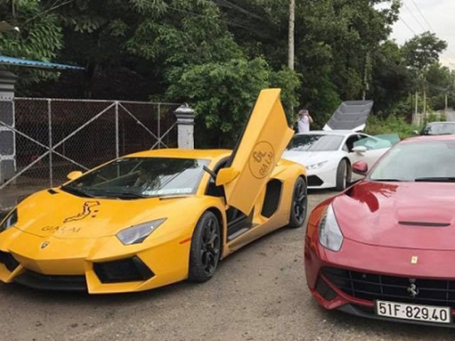 Ô tô - Dàn xe trăm tỷ cùng Cường Đô la "vượt" cao tốc Long Thành