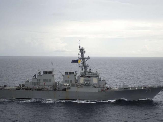 Thế giới - Mỹ tuần tra Biển Đông, Trung Quốc rầm rộ tập trận