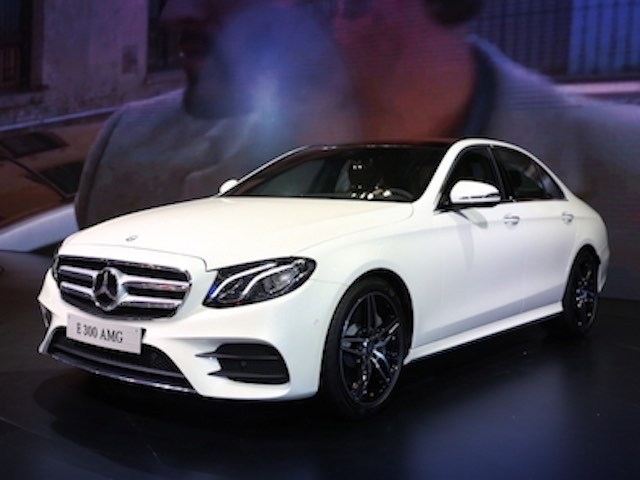 Tư vấn - Mercedes-Benz giới thiệu loạt xe tiền tỉ tại Motoshow 2016