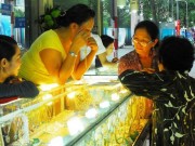 Tài chính - Bất động sản - Giá vàng hôm nay 27/10: Giảm mạnh do tâm lý chờ đợi