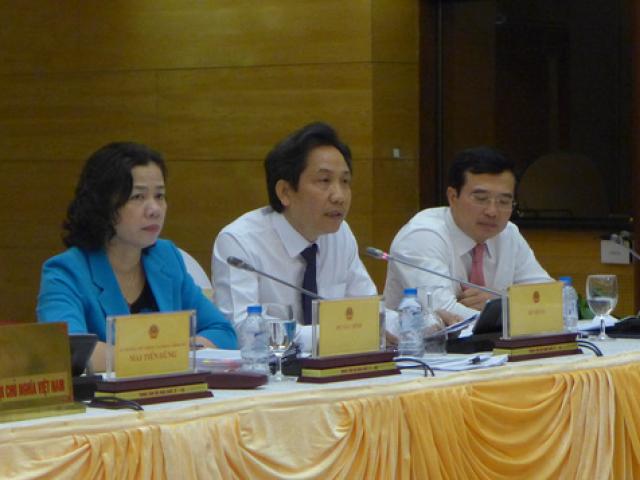 Tin tức trong ngày - Bộ Nội vụ thanh tra đột xuất vụ "cả sở làm sếp"