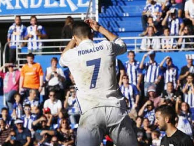 Bóng đá - Ronaldo "giải khát" bằng tuyệt phẩm sút xa