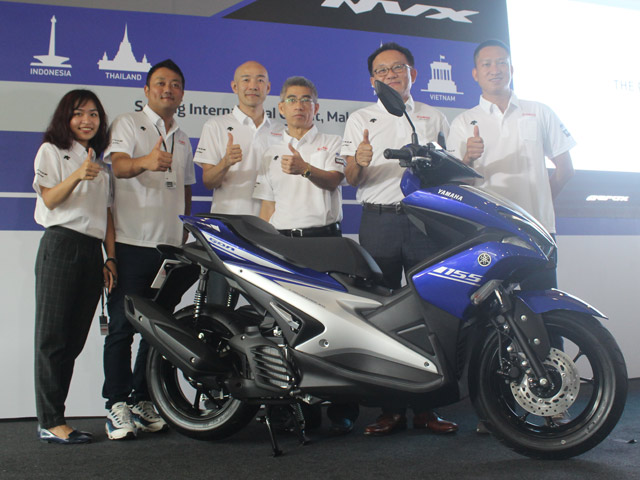 Thế giới xe - Yamaha NVX 2017 ra mắt ở Malaysia giá 46,5 triệu đồng