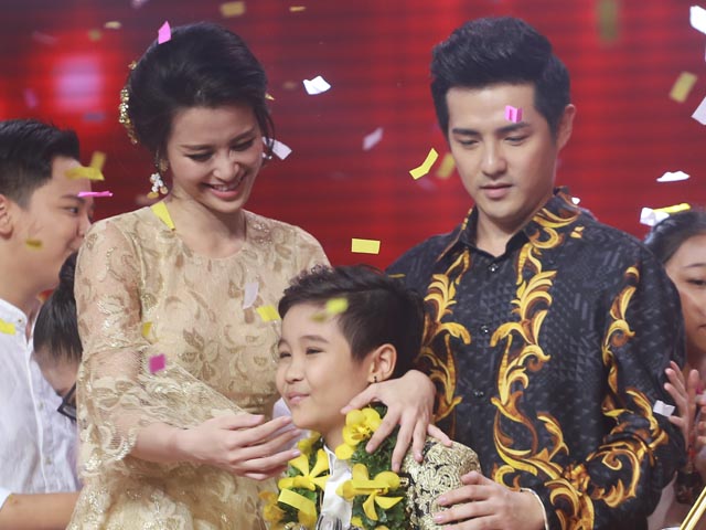 Ca nhạc - MTV - "Viên ngọc quý" của Đông Nhi đăng quang The Voice Kids 2016