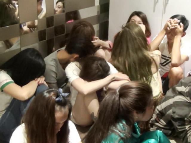 Pháp luật - Lộ mặt 3 "ông trùm" vụ gần 80 trai gái phê ma túy ở SG