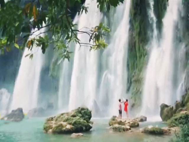 Du lịch - Mùa vàng dưới chân thác Bản Giốc