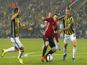 Bóng đá - Fenerbahce - MU: Choáng váng bởi siêu phẩm vô-lê