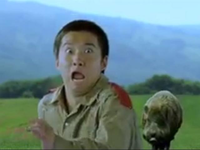 Phim - Video: Cuộc chiến với heo phiên bản... "Cô dâu 8 tuổi"