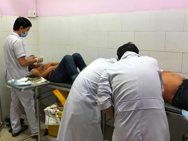 Pháp luật - Chỉ vì câu nói, thanh niên đâm nhiều người trọng thương