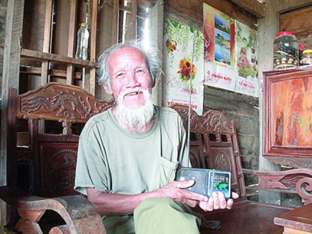 Tin tức trong ngày - Làng đèn dầu giữa “thủ phủ” thủy điện