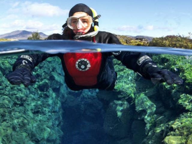 Du lịch - Trải nghiệm cảm giác chạm tay vào hai lục địa cùng lúc