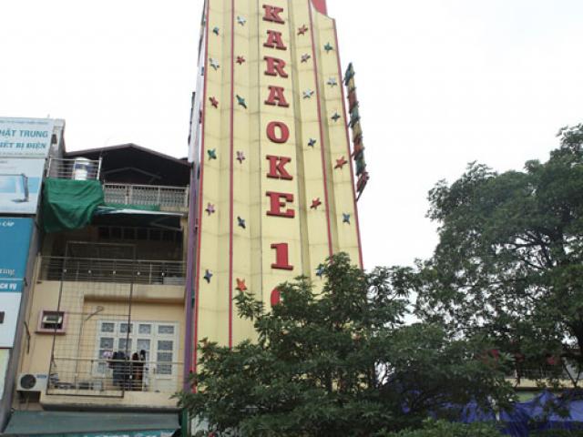 Tin tức trong ngày - HN: Biển quán karaoke “khủng” nhan nhản khắp phố