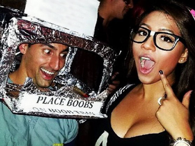 Tranh vui - Chết cười với hình ảnh hài hước ở "nước người ta"