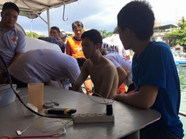 Tin tức trong ngày - Thủy thủ Việt bị cướp biển bắn đã tỉnh táo