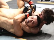 Thể thao - &quot;Độc cô cầu bại&quot; MMA: 15 trận, 9 lần khóa cổ đối thủ