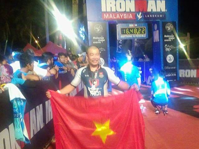 Thể thao - Tin thể thao HOT 13/11: VĐV Việt Nam lập kỳ tích 3 môn phối hợp