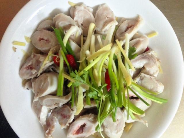 Ẩm thực - Dồi trường hấp hành gừng ngon "hết sẩy"