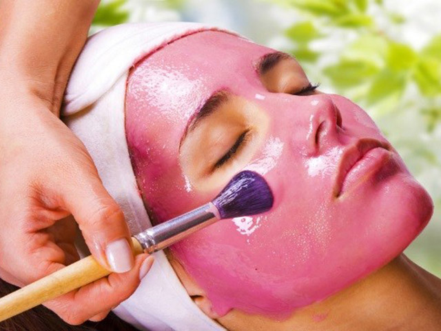 Bí quyết làm đẹp - 5 công thức tắm trắng chị em không nên bỏ qua