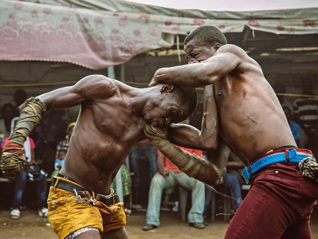 Thể thao - "Võ bùa" châu Phi: Môn đấu nguy hiểm chẳng kém UFC