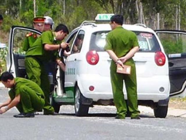 Pháp luật - Hai thanh niên cướp tiền tài xế taxi giữa cánh đồng