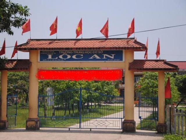 Pháp luật - Bảo vệ trường học bị nhóm "côn đồ" xông vào hành hung