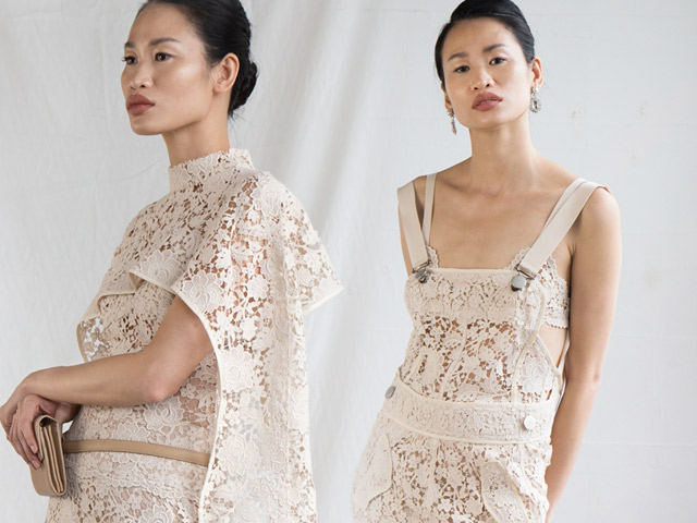 Người mẫu - Hoa hậu - Cựu mẫu Thanh Trúc "úp mở" đường cong với váy xuyên thấu