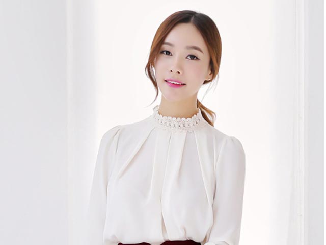 Thời trang công sở - Tuyệt chiêu đánh bay vết bẩn trên áo cực dễ, nhanh, rẻ