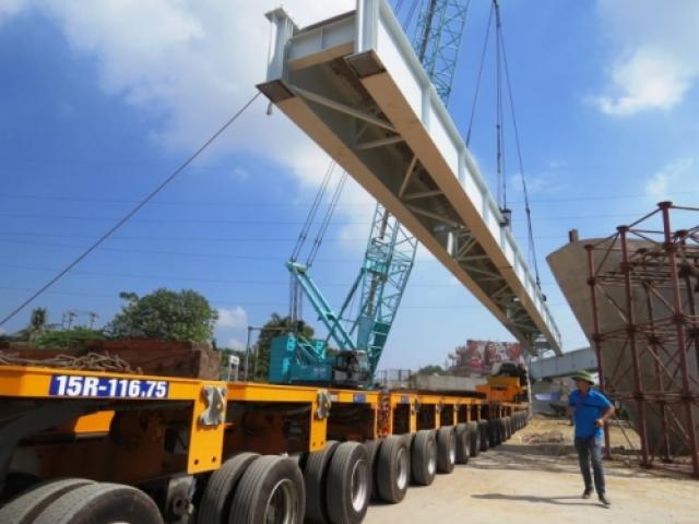 Tin tức trong ngày - Siêu xe "quái vật" 174 bánh lại xuất hiện tại Hải Phòng