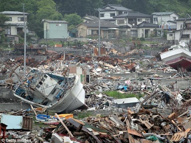 Thế giới - Động đất 7,3 độ Richter, cảnh báo sóng thần ở Nhật Bản