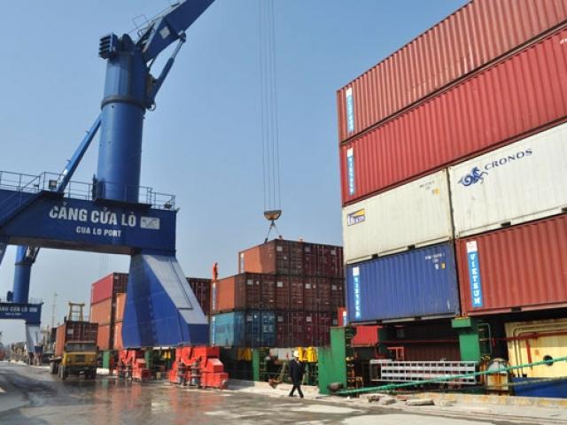 Thị trường - Tiêu dùng - Doanh nghiệp “nhấp nhổm” vì tỷ giá