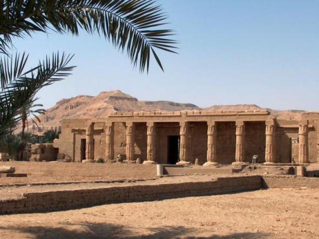 Ai Cập khai quật thành phố bí ẩn 7.000 năm tuổi