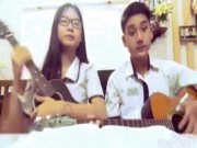 Bạn trẻ - Cuộc sống - Clip: &quot;Ông bà anh&quot; cover phiên bản guitar cực chất