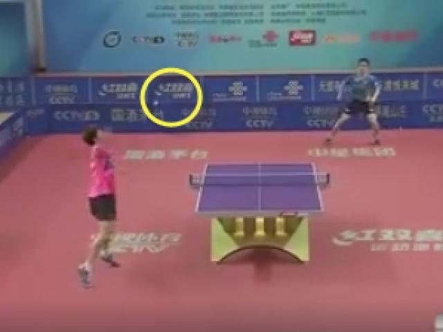 Thể thao - Bóng bàn: "Đập ruồi" điện xẹt gặp vô lê kinh hoàng