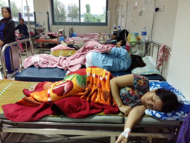 Sức khỏe đời sống - Gần 100 người nhập viện sau khi ăn bánh mì