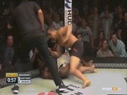 Thể thao - UFC: Đối thủ ngã, tung seri 20 đấm như &quot;giã gạo&quot;