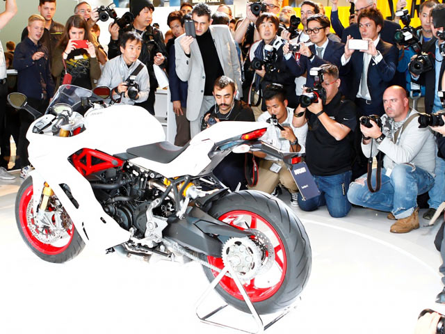 Thế giới xe - Cận cảnh Ducati Supersport 2017: Chiếc xe đẹp nhất EICMA 2016