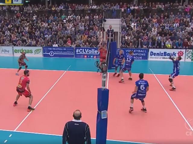 Thể thao - Bóng chuyền: Công siêu cường gặp hàng thủ "bê tông"