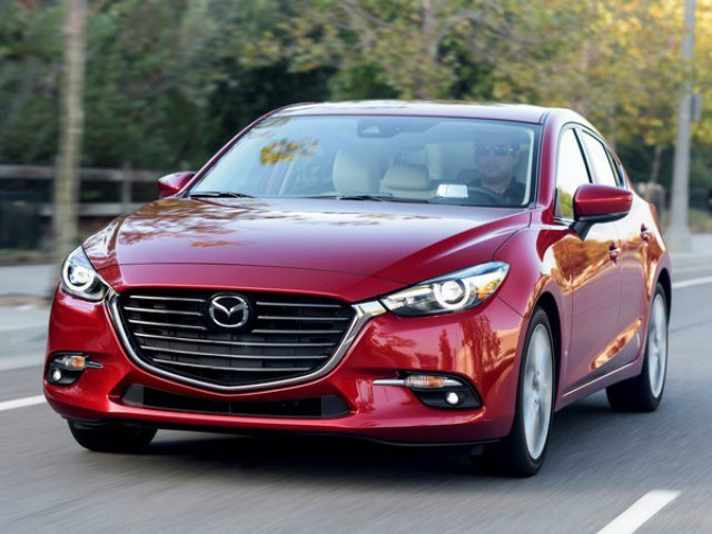 Tin tức ô tô - Top 10 mẫu sedan 2017 ăn xăng ít nhất