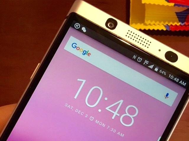 Dế sắp ra lò - Lộ hình ảnh BlackBerry Mercury cùng bàn phím QWERTY vật lý