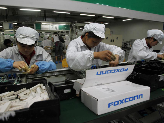 Nhân viên Foxconn trộm gần 6.000 chiếc iPhone