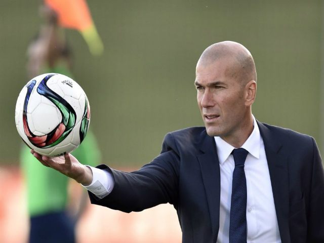 Bóng đá - Real bất bại 33 trận, Zidane chờ phá kỷ lục 28 năm